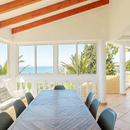 Casa vacanze Eliane With Amazing Sea Views And Large Private Swimming Pool! Alicante