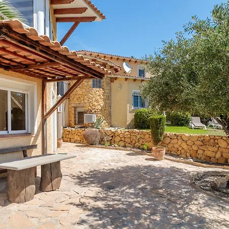 Eliane With Amazing Sea Views And Large Private Swimming Pool! Casa vacanze Alicante