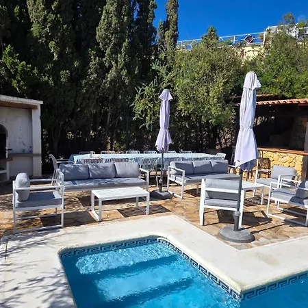 Dom wakacyjny Eliane With Amazing Sea Views And Large Private Swimming Pool! Alicante