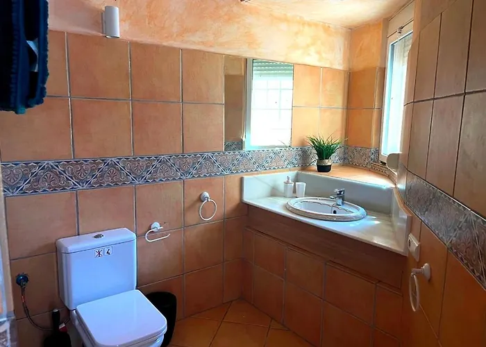 Eliane With Amazing Sea Views And Large Private Swimming Pool! Casa vacanze Alicante